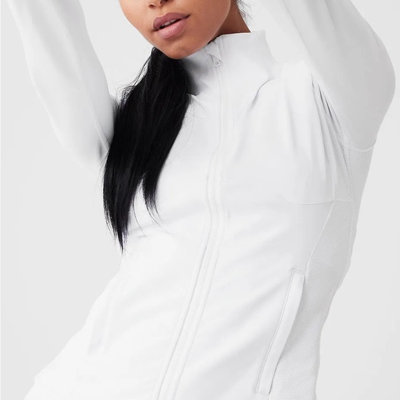 ALO YOGA DISCONTINUED FORMATION JACKET SIZE M - Picture 1 of 5